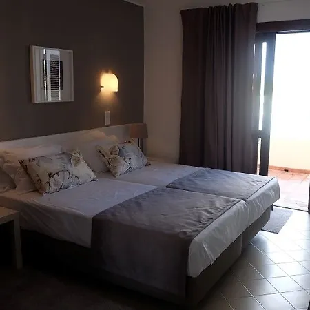 Roca Belmonte 3* Αλμπουφέιρα