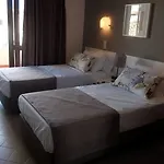 Otel Roca Belmonte